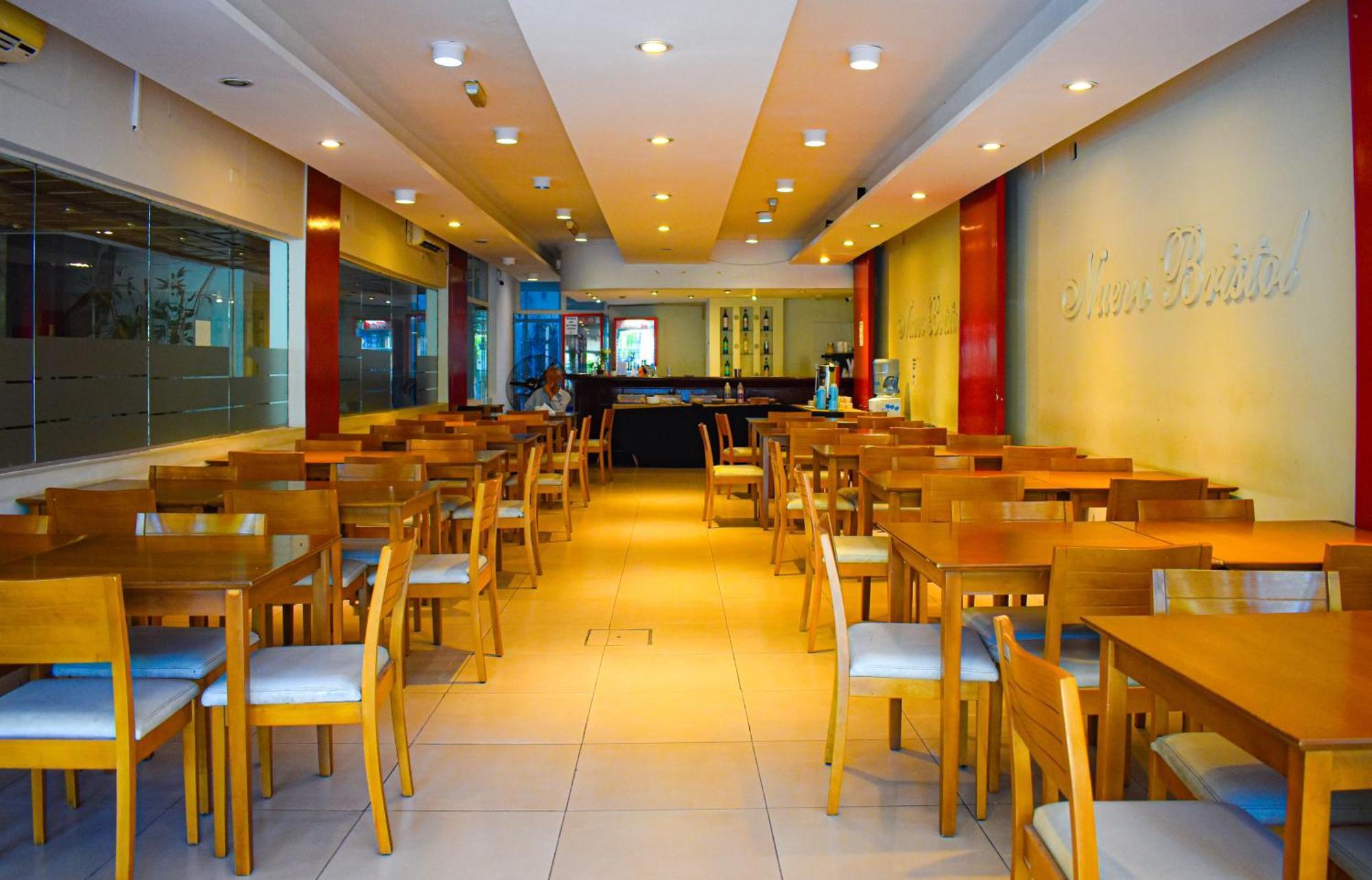 Nuevo Hotel Bristol Santiago del Estero Esterno foto